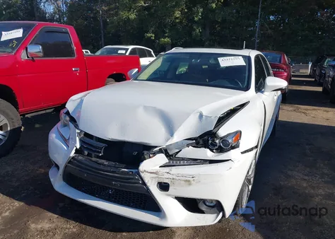 2016 Lexus Is 300 z USA, uszkodzony, nr VIN JTHCM1D21G5013743
